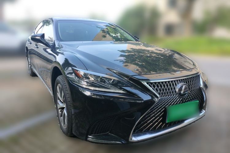 Used Lexus LS 2018 350 Excellence Edition China VI Standard Front Right 45 Deg