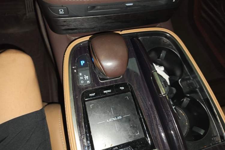 Used Lexus LS 2018 350 Excellence Edition China V Standard Gear Lever