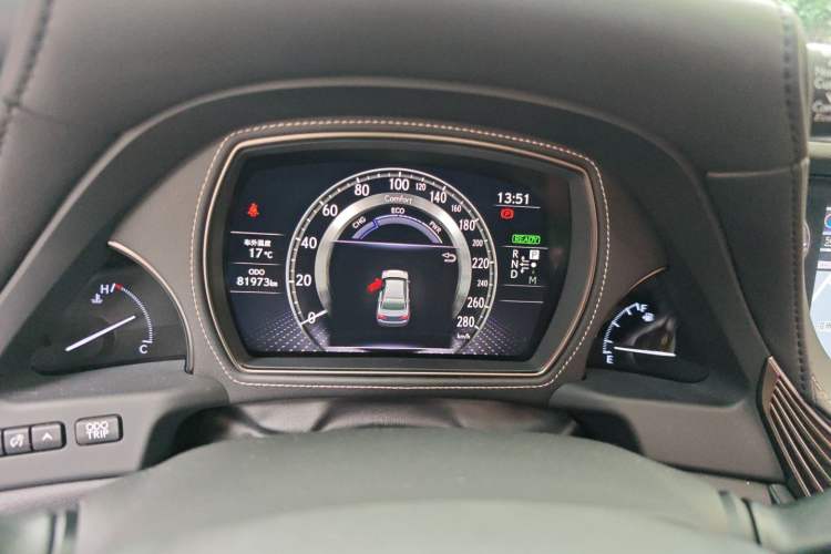 Used Lexus LS 2018 500h Executive Edition China VI Instrument Cluster
