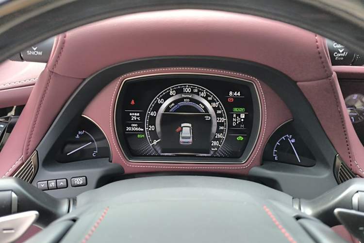 Used Lexus LS 2018 500h Executive Edition China VI Instrument Cluster