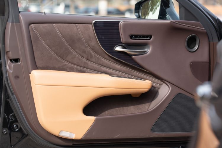 Used Lexus LS 2018 350 Excellence Edition China VI Standard Interior 13