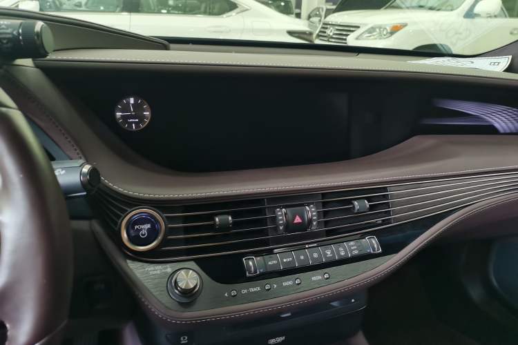 Used Lexus LS 2018 500h Luxury Edition China V Standard Interior 2