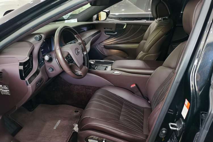 Used Lexus LS 2018 500h Luxury Edition China V Standard Interior 4