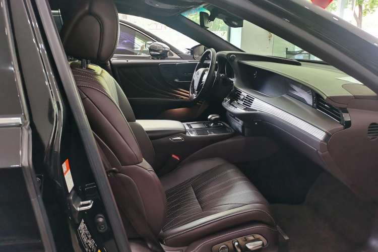 Used Lexus LS 2018 500h Luxury Edition China V Standard Interior 6