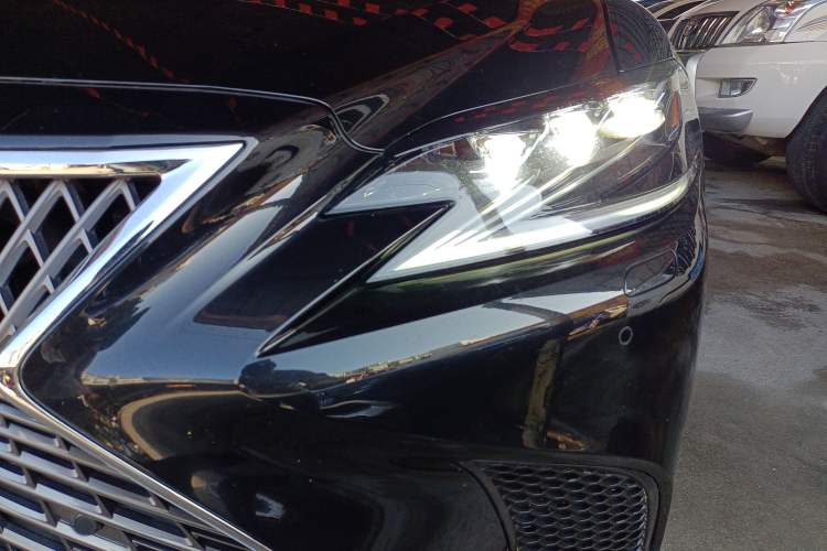 Used Lexus LS 2018 500h Premier Edition China V Standard Left Front Headlight