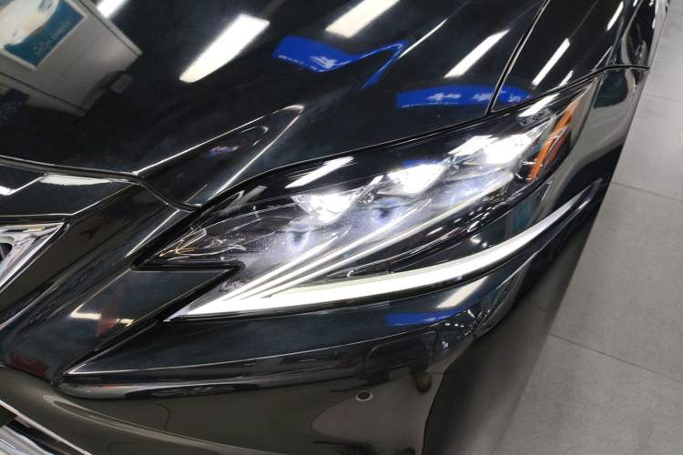 Used Lexus LS 2018 500h Premier Edition China V Standard Left Front Headlight