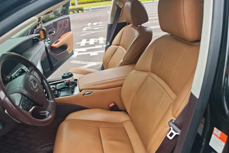 Used Lexus LS 2018 350 Excellence Edition China V Standard Left Front Seat