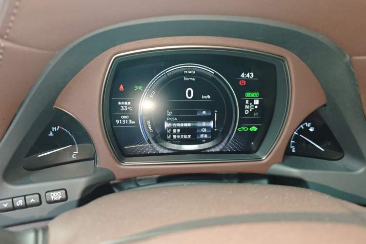 Used Lexus LS 2018 500h Excellence Edition China VI standard Odometer Close Up