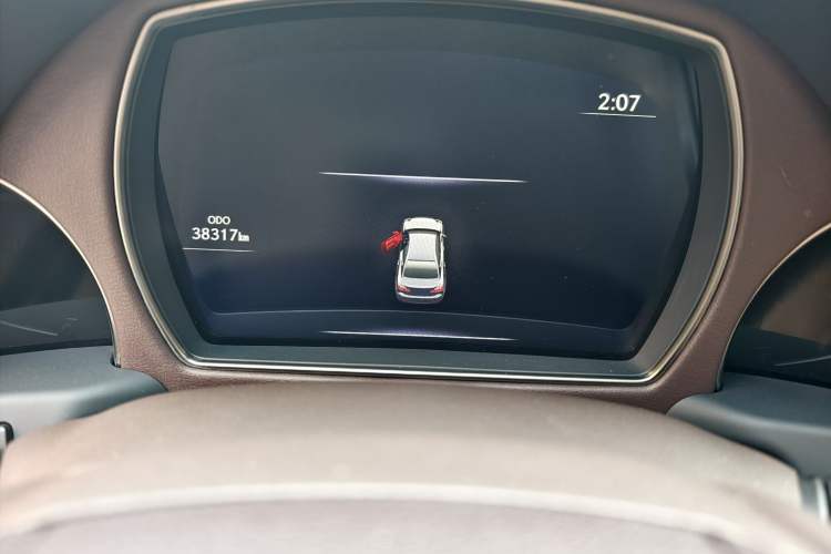 Used Lexus LS 2018 350 Excellence Edition China VI Standard Odometer Close Up