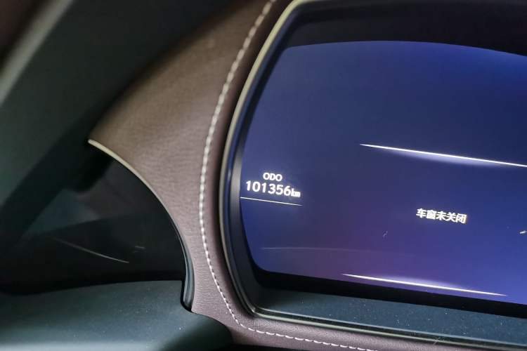 Used Lexus LS 2018 500h Luxury Edition China V Standard Odometer Close Up