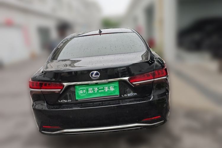 Used Lexus LS 2018 500h Executive Edition China V Standard Rear