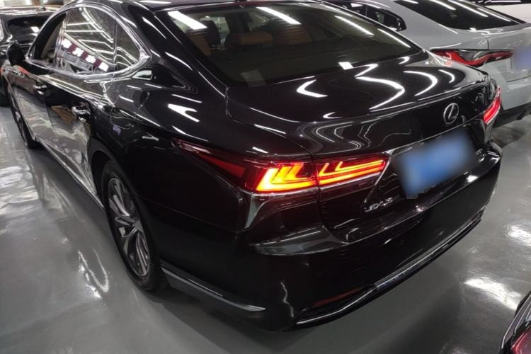 Used Lexus LS 2018 500h Premier Edition China V Standard Rear Left 45 Deg