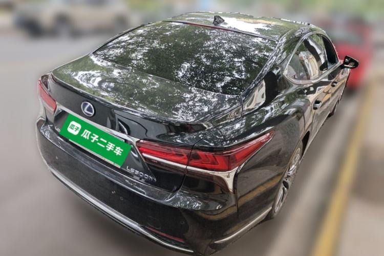 Used Lexus LS 2018 500h Executive Edition China VI Rear Right 45 Deg