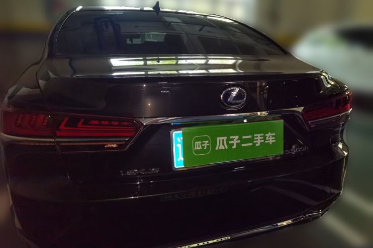 Used Lexus LS 2018 500h Excellence Edition China VI standard Rear
