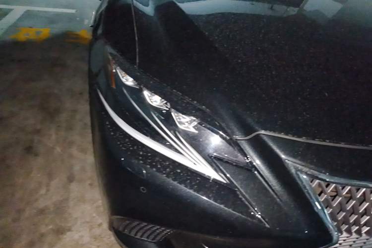 Used Lexus LS 2018 500h Excellence Edition China VI standard Right Front Headlight