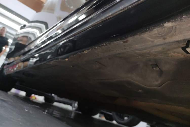 Used Lexus LS 2018 500h Premier Edition China V Standard Right Side Sill