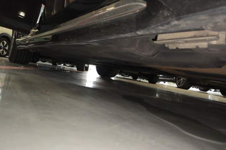 Used Lexus LS 2018 350 Excellence Edition China V Standard Right Side Sill