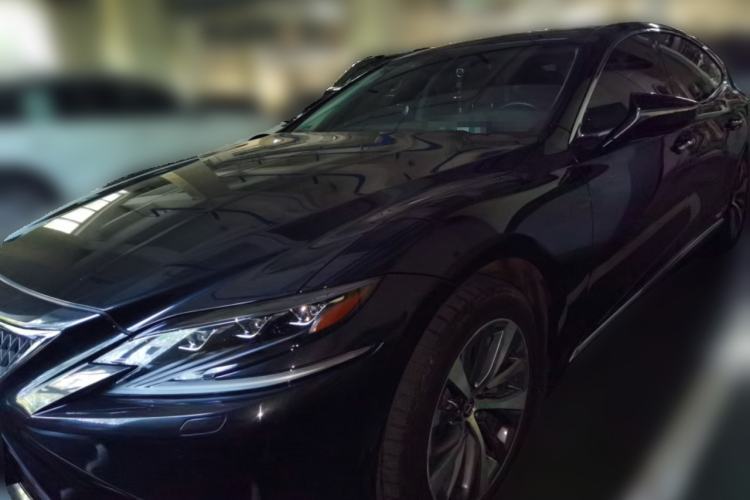 Used Lexus LS 2018 500h Excellence Edition China VI standard Guazi used car, China used car export, Used car for sale, Used cars, Cheapest cars for sale