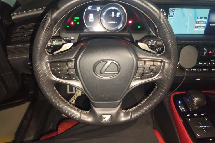 Used Lexus LS 2018 500h F SPORT China V Standard Steering Wheel