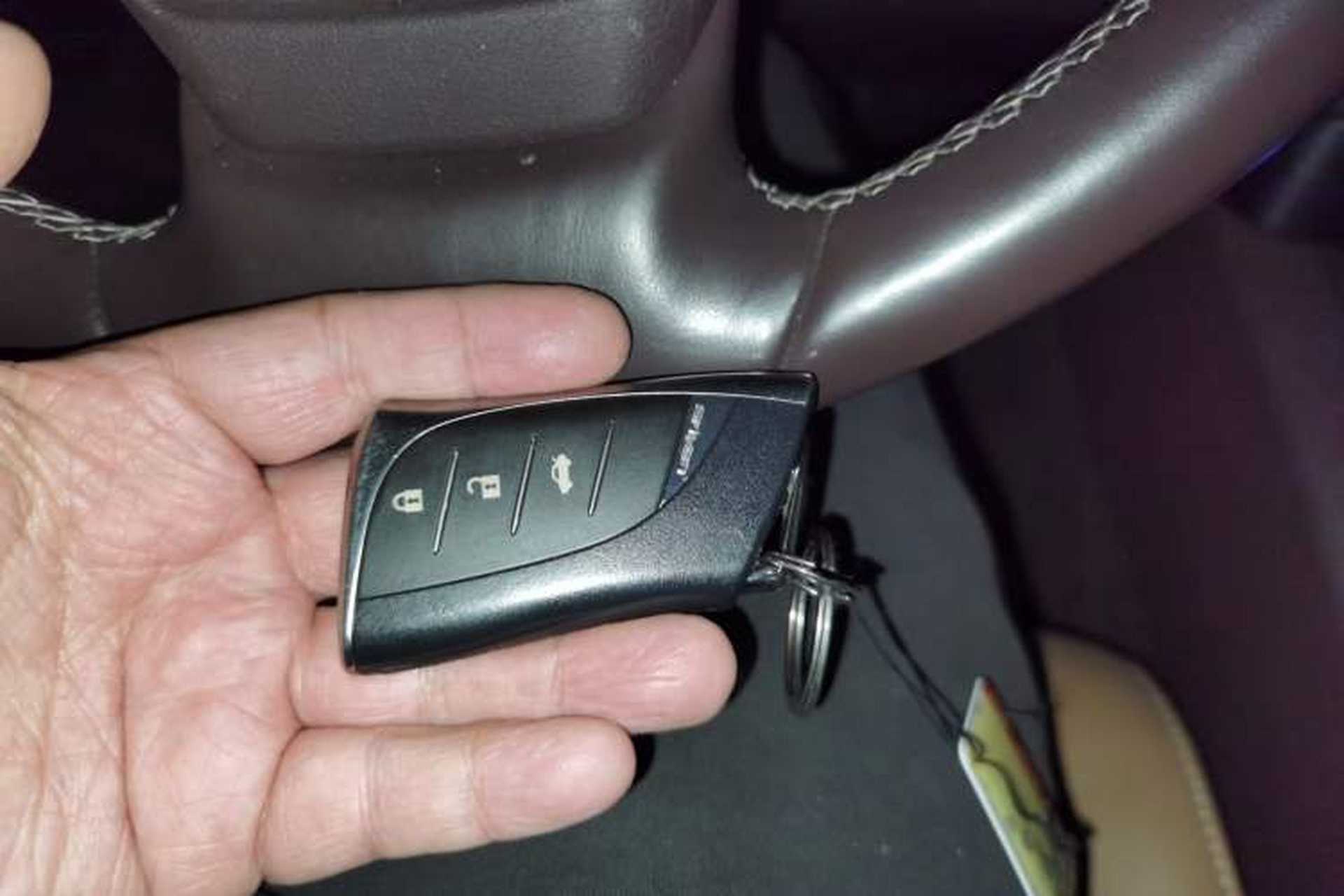 Used Lexus LS 2018 500h Excellence Edition China VI standard Vehicle Key
