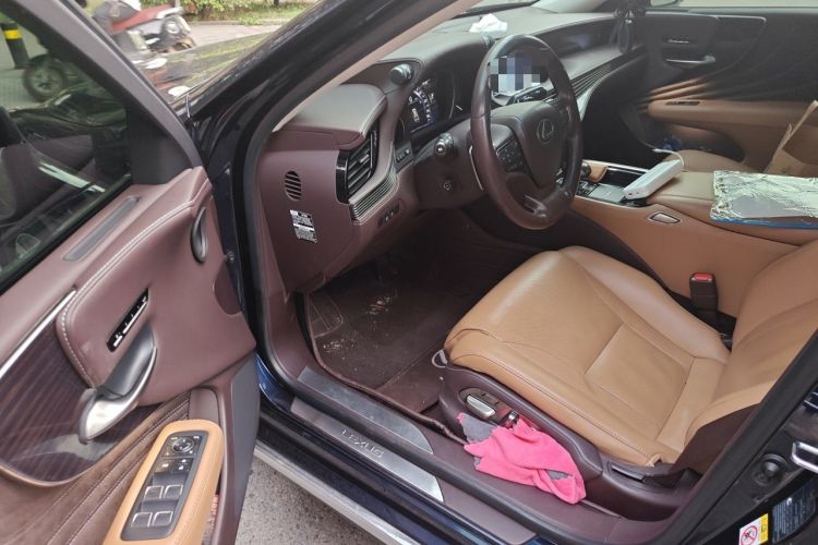 Used Lexus LS 2018 350 Excellence Edition China V Standard Driver Seat