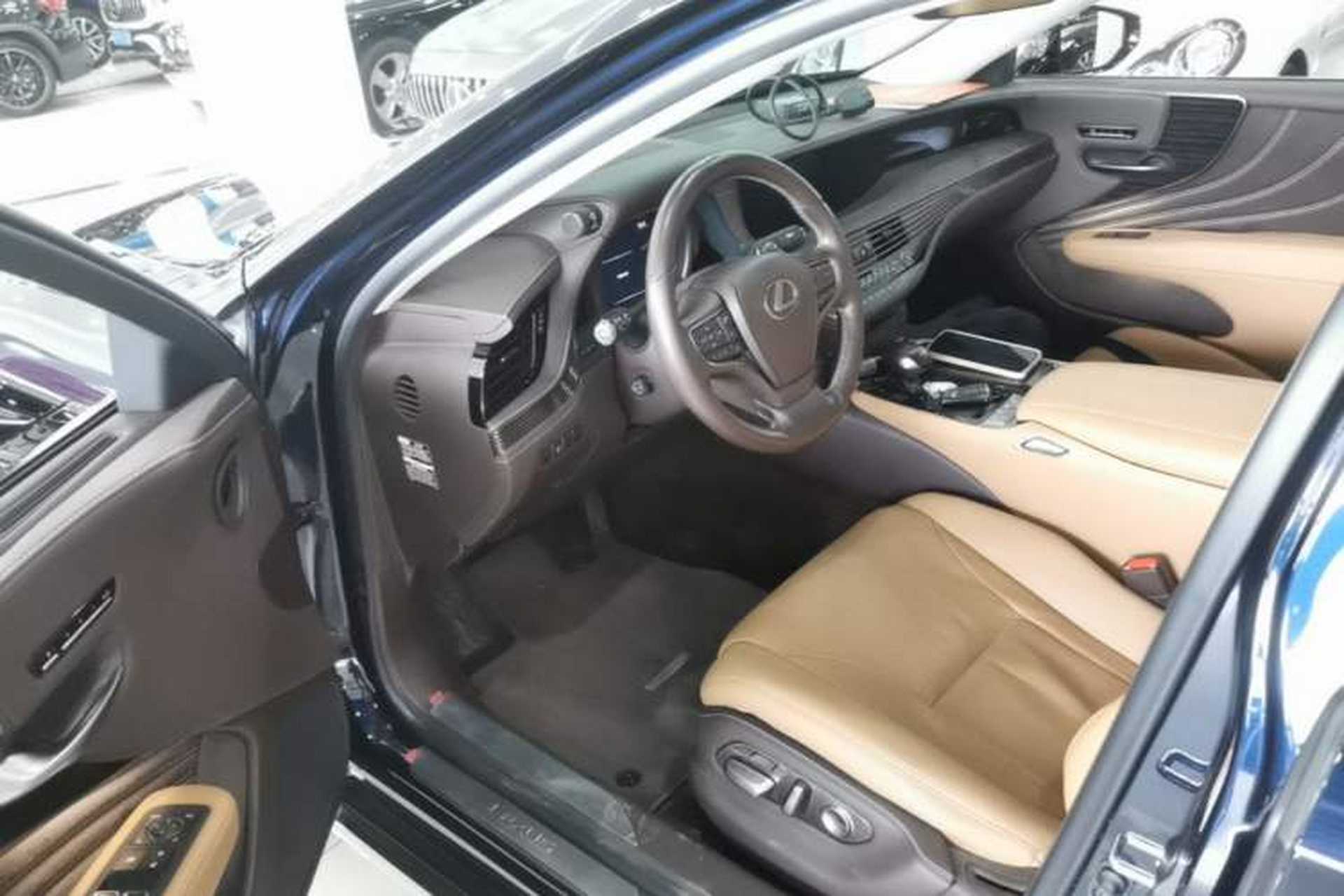 Used Lexus LS 2018 500h Premier Edition China V Standard Driver Seat