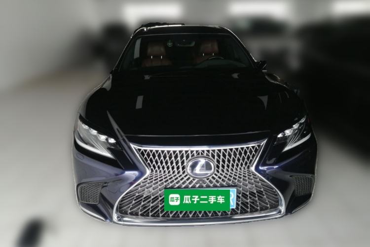 Used Lexus LS 2018 500h Executive Edition China VI Front