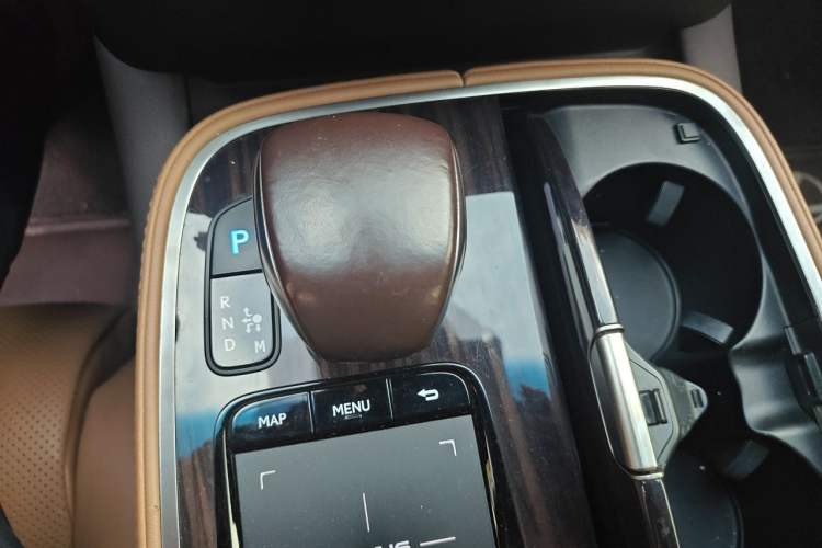 Used Lexus LS 2018 350 Excellence Edition China V Standard Gear Lever