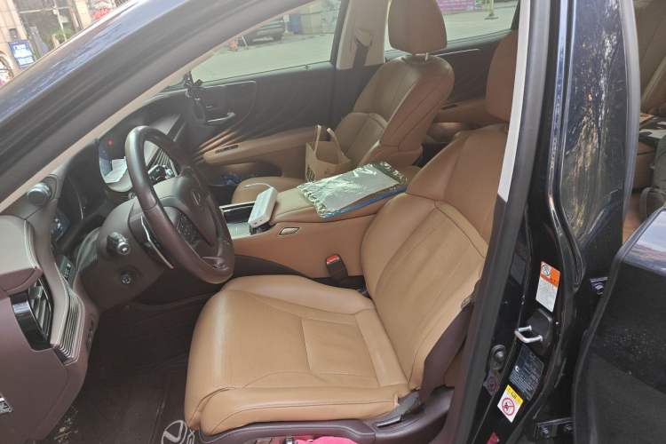 Used Lexus LS 2018 350 Excellence Edition China V Standard Left Front Seat