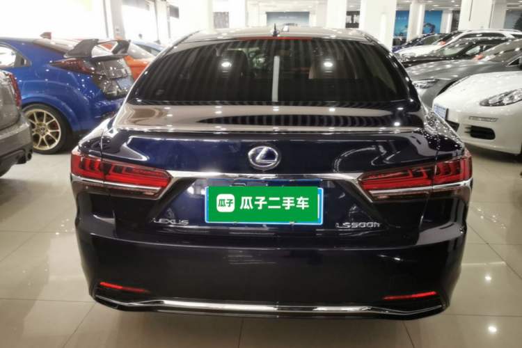 Used Lexus LS 2018 500h Premier Edition China V Standard Rear