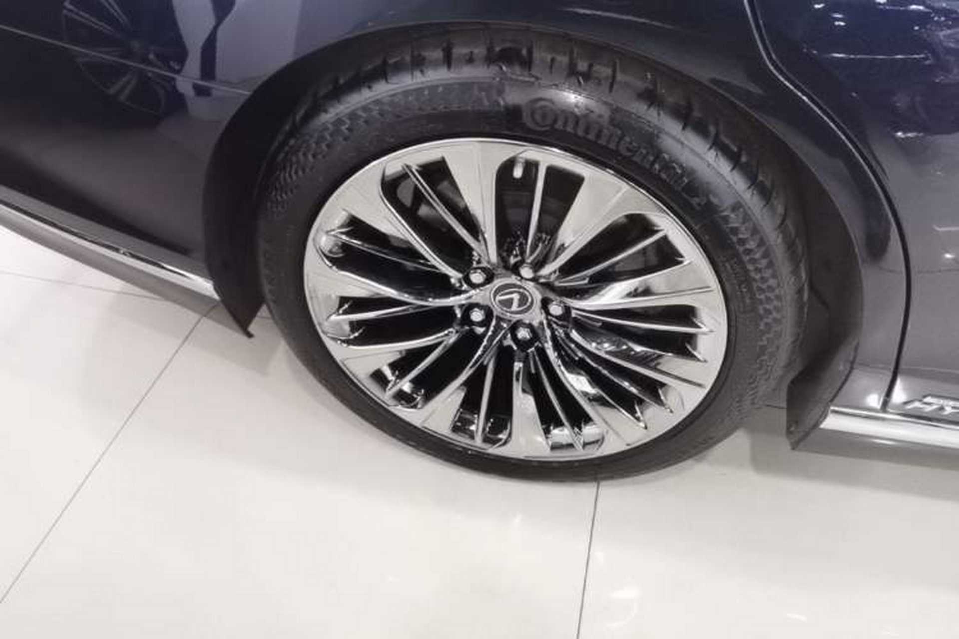 Used Lexus LS 2018 500h Premier Edition China V Standard Right Rear Wheel Hub