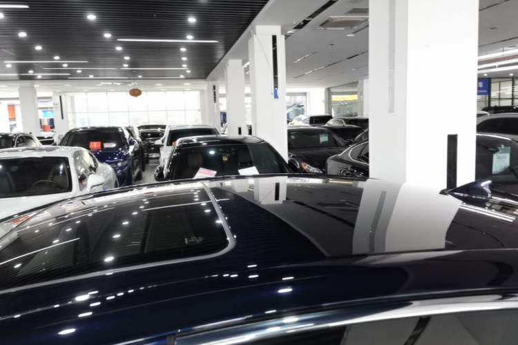 Used Lexus LS 2018 500h Premier Edition China V Standard Roof