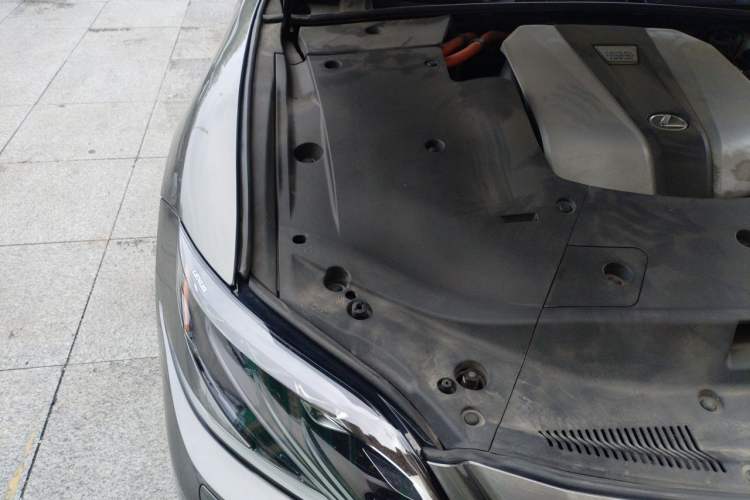 Used Lexus LS 2018 500h Premier Edition China V Standard Engine Bay Right