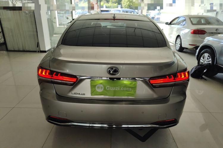 Used Lexus LS 2018 500h Excellence Edition China VI standard Exterior 4