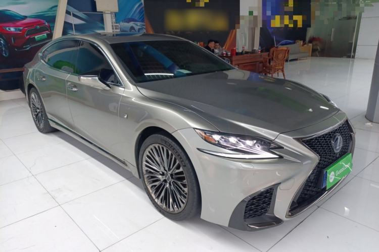 Used Lexus LS 2018 500h F SPORT China VI Front Right 45 Deg