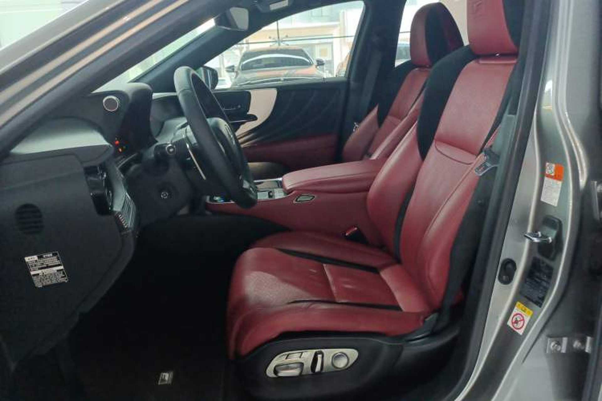 Used Lexus LS 2018 500h F SPORT China VI Left Front Seat