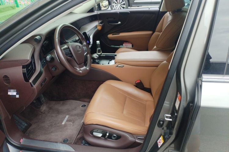 Used Lexus LS 2018 500h Premier Edition China V Standard Left Front Seat