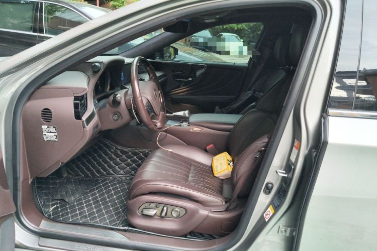 Used Lexus LS 2018 500h Luxury Edition China V Standard Left Front Seat