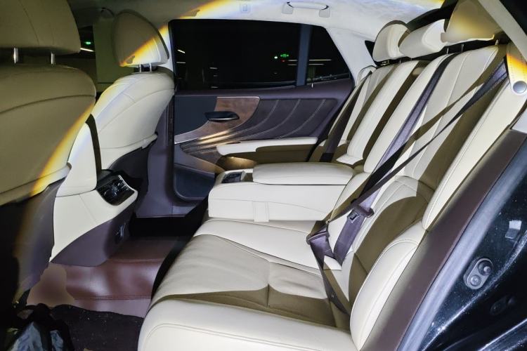 Used Lexus LS 2018 350 Excellence Edition China V Standard Left Rear Seat