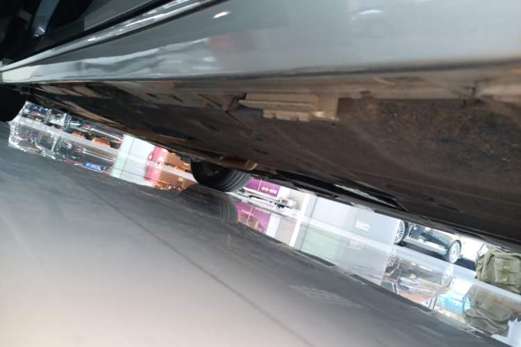 Used Lexus LS 2018 500h F SPORT China VI Left Side Sill