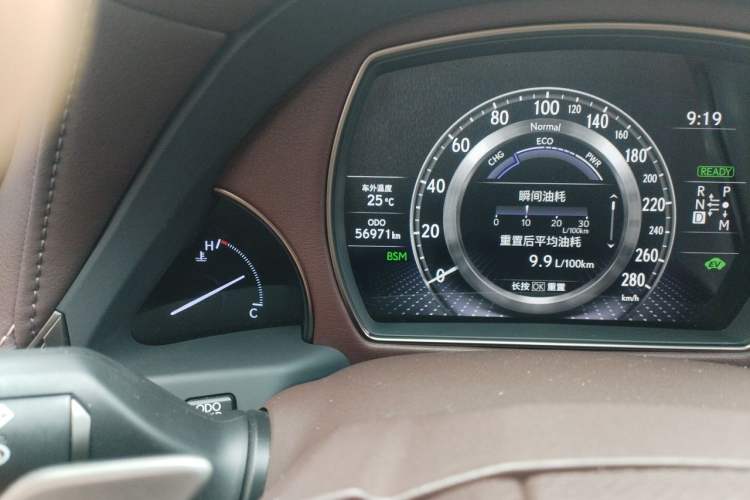 Used Lexus LS 2018 500h Premier Edition China V Standard Odometer Close Up