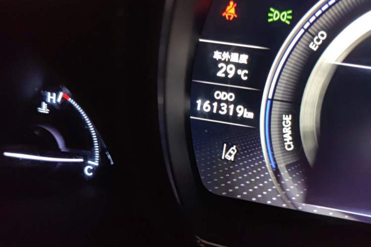Used Lexus LS 2018 500h Luxury Edition China V Standard Odometer Close Up