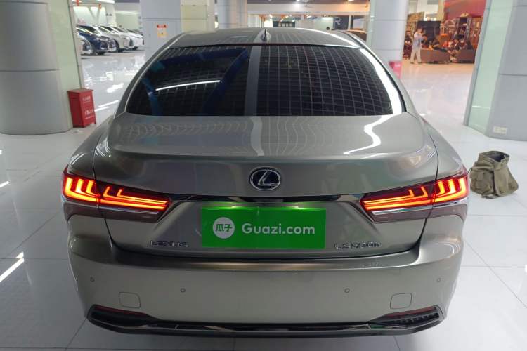 Used Lexus LS 2018 500h F SPORT China VI Rear