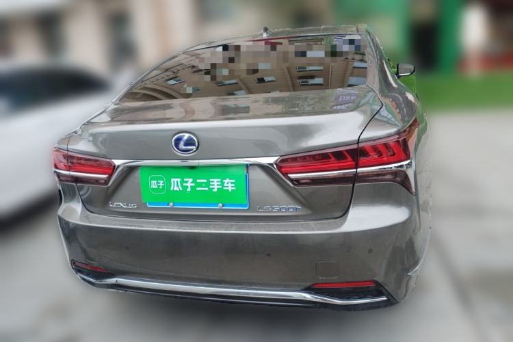 Used Lexus LS 2018 500h Premier Edition China V Standard Rear