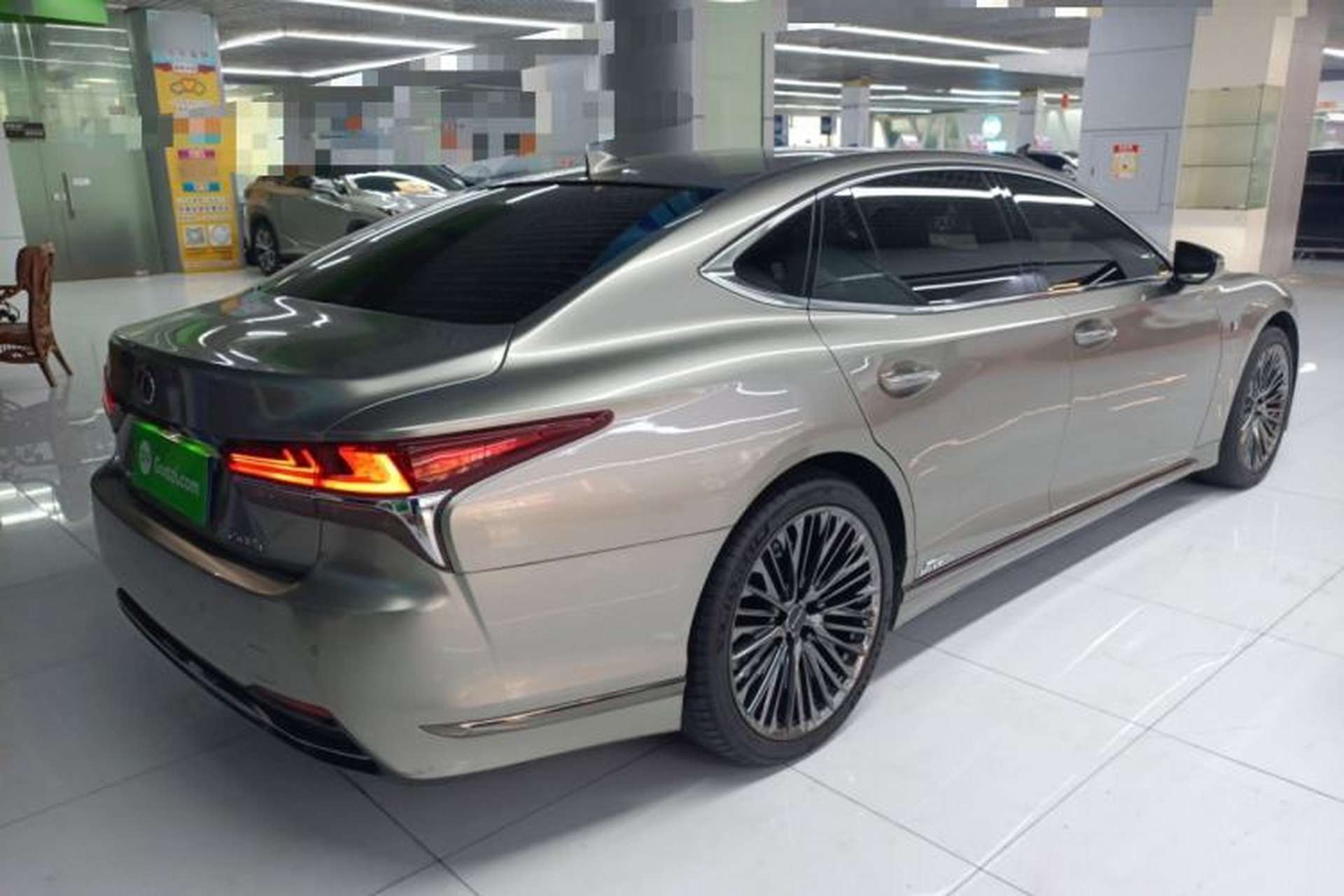 Used Lexus LS 2018 500h F SPORT China VI Rear Right 45 Deg