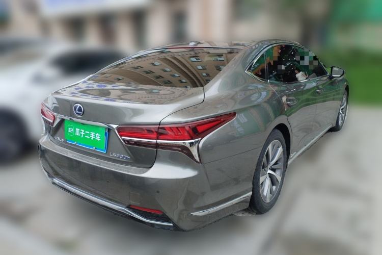 Used Lexus LS 2018 500h Premier Edition China V Standard Rear Right 45 Deg