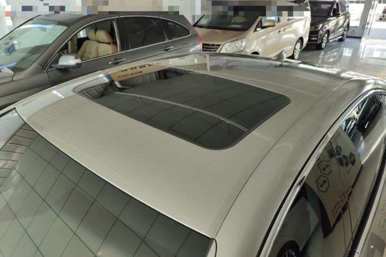 Used Lexus LS 2018 500h Excellence Edition China VI standard Roof