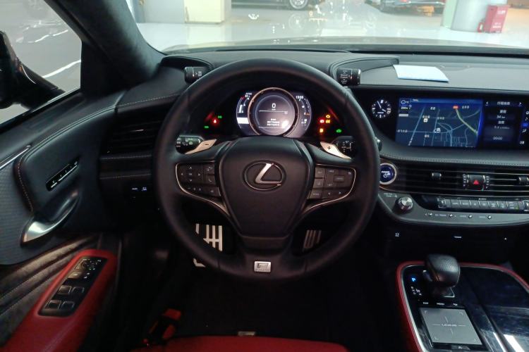 Used Lexus LS 2018 500h F SPORT China VI Steering Wheel