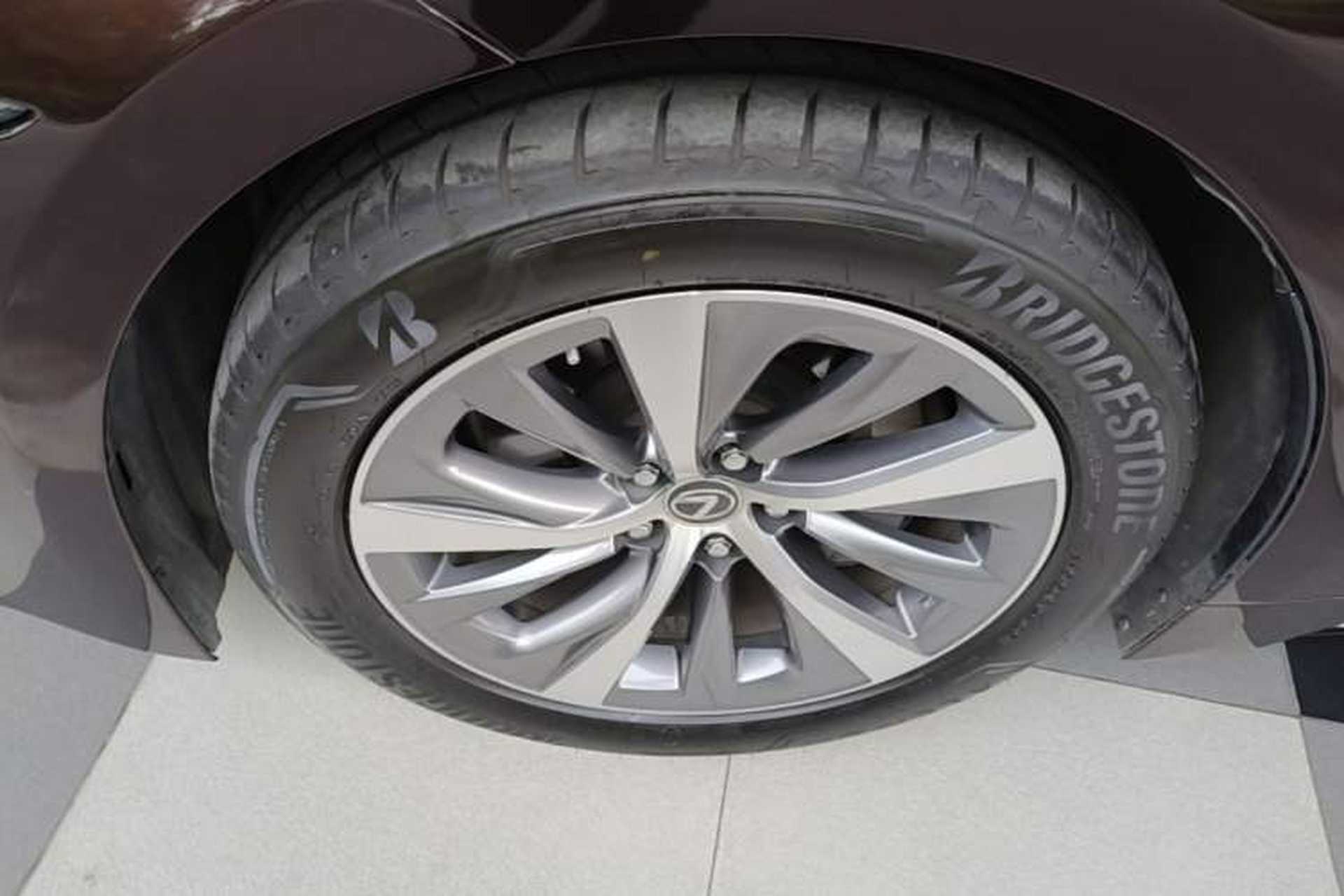 Used Lexus LS 2018 350 Excellence Edition China V Standard Left Front Wheel Hub