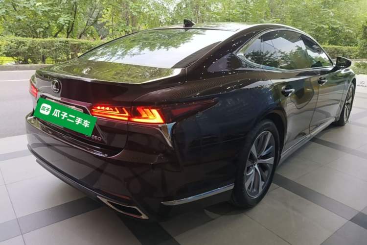 Used Lexus LS 2018 350 Excellence Edition China V Standard Rear Right 45 Deg